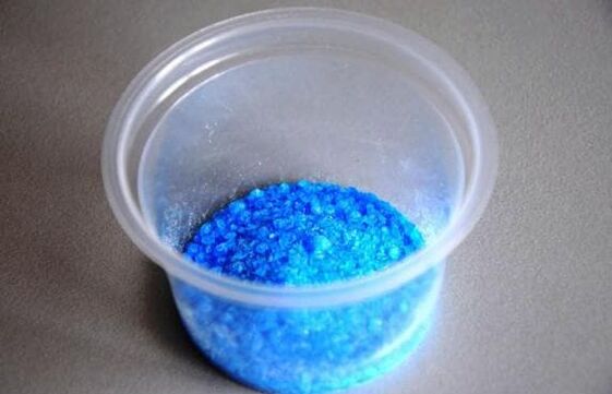 Copper sulfate for the preparation of products that eliminate fungal infections