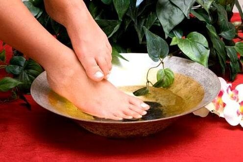 Toenails should be steamed before applying an antifungal agent. 